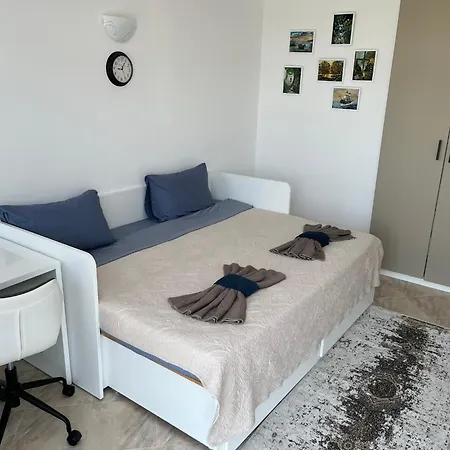 Trinity House * Obrochishte