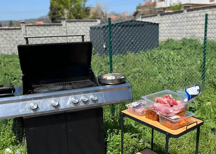 Trinity House Obrochishte